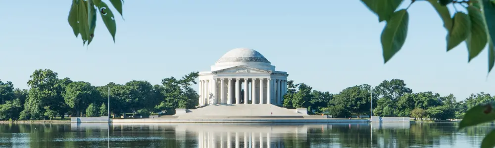 Explore Potomac River's waterfront, join the Presidential Challenge Contest! Cruise, discover landmarks, win prizes. Enter now!